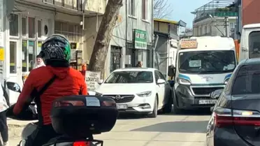 Bursa'da Park Eden Sürücü Trafiği Felç Etti