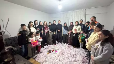 Kadınlardan Anlamlı Kadınlar Günü Kutlaması