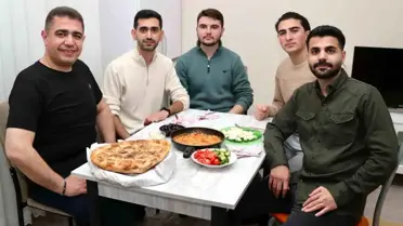 Vali Aslan'dan Öğrencilere Sahur Ziyareti