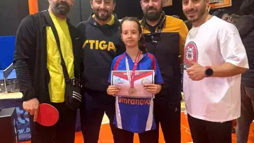 Afyonkarahisar'dan Masa Tenisi Şampiyonları