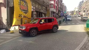Zonguldak'ta Kontrolden Çıkan Araç Facianın Eşiğinden Döndü