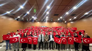 İstiklal Marşı'nın 104. Yıldönümü Darıca'da Kutlandı