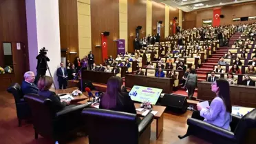 Mansur Yavaş’tan Gençlere Önemli Mesajlar
