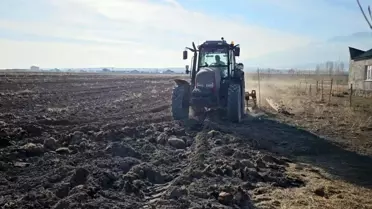 Adilcevaz'da Arpa Ekimi Başladı