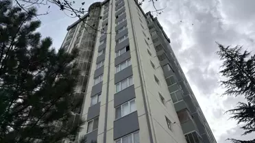 Ankara'da 14. kattan düşen kadın hayatını kaybetti, sevgilisi gözaltına alındı