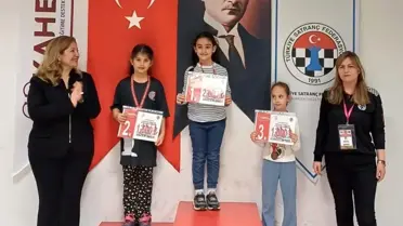 Eskişehir'de Satranç Turnuvası Sonuçlandı