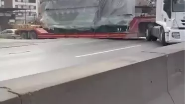 Kocaeli'de Tır Yolda Kaldı, Trafik Kilitlendi