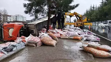 Ordu'da Tır Devrildi: 1 Yaralı