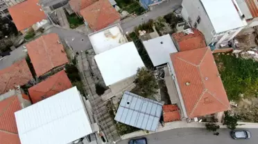 İzmir'de Çatı Tamiri Faciası