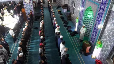 Diyanet Başkanı Erbaş, CİMER Davetiyle Camide Teravih Kıldırdı