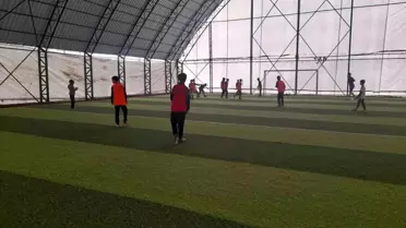 Varto'da Futbol Kursu Devam Ediyor