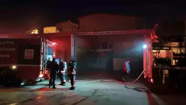 Malatya'da Park Halindeki Araçlar Yandı