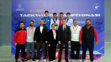 Adanalı Gençler Taekwondo Şampiyonu Oldu