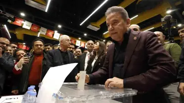 CHP'de Ön Seçim Heyecanı: Ekrem İmamoğlu İçin Oy Kullanılıyor