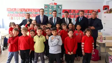 Vali Aygöl'den 100. Yıl Atatürk İlkokulu'na Ziyaret