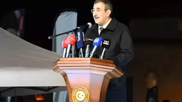 Cumhurbaşkanı Yardımcısı Cevdet Yılmaz, Edirne'de iftara katıldı