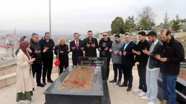 Meslektaşları ölüm yıl dönümünde şehit gazeteci Güneş'i unutmadı