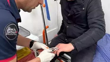 Parmağa Sıkışan Yüzük Itfaiye Eri Tarafından Çıkarıldı
