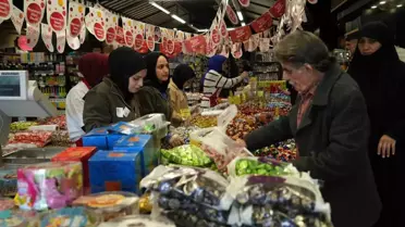 Muş'ta Bayram Şekerleri Tezgahlarda