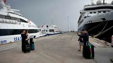 Kuşadası'ndan Sisam'a Feribot Seferleri Başladı