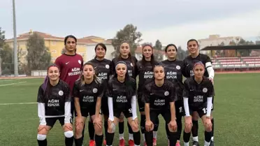 Ağrı Kadın Futbol Takımı Play-Off'a Çıkıyor