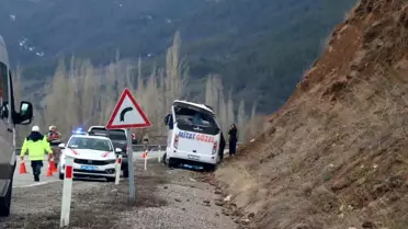 Oltu'da Trafik Kazası: 1 Ölü, 11 Yaralı