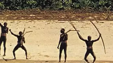 İzole kabileye kola hediye eden turist, tutuklandı