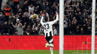 Beşiktaş, Göztepe'ye Yenildi