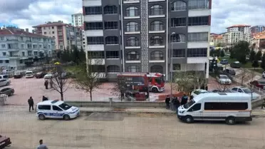 Pursaklar'da Park Halindeki Araç Yandı