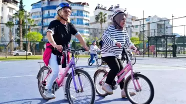 Konyaaltı Belediyesi'nden Temel Bisiklet Eğitimi