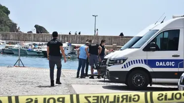 Antalya'da denizde erkek cesedi bulundu