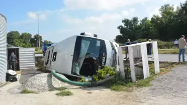 Manavgat'ta Tur Midibüsü Devrildi: 19 Yaralı