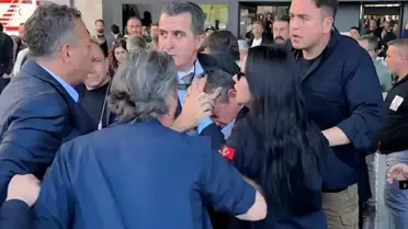 Özgür Özel'e Yumruklu Saldırı