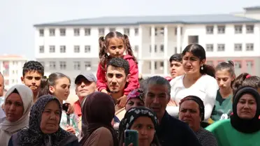 Gaziantep'te su tasarrufu sağlayan geçirimli beton sistemli park hizmete açıldı