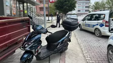Gerze'de Motosiklet Devrildi: Sürücü Yaralı