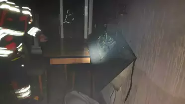 Gömeç'te Yangın: Kedi Kurtarıldı