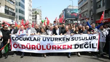 İzmir'de, Filistin'e destek yürüyüşü düzenlendi