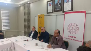 Kırşehir'de Eğitimde Türk Edebiyatı ve Biyografi Tartışıldı