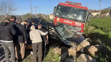 Kütahya'da Orman Yangınına Giden Arazözle Çarpışma: 1 Ölü, 1 Yaralı