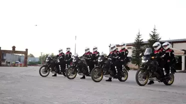 Kütahya'da Motosikletli Polislerden Başarı