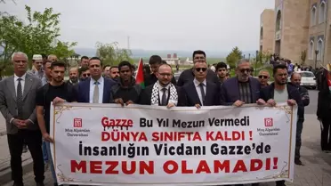 Muş'ta Öğrenciler Gazze İçin Yürüdü