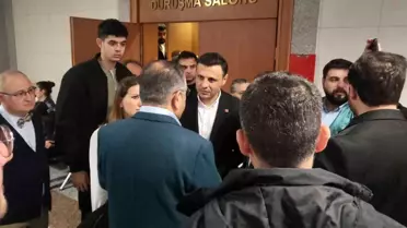 İmamoğlu'na Yönelik İddialara Protesto: 90 Sanığın Yargılaması Başladı