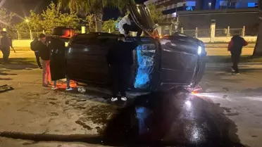 Manavgat'ta Otomobil Devrildi