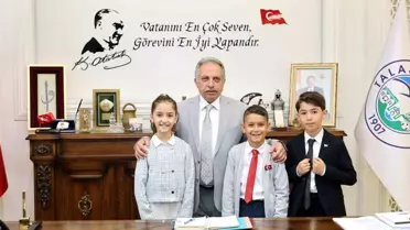Başkan Yalçın, 23 Nisan'da Koltuğunu Miniklere Emanet Etti