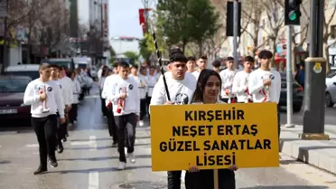 Kırşehir'de 23 Nisan Kutlamaları Renkli Görüntülere Sahne Oldu