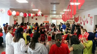 Kanserli Çocuklar 23 Nisan'ı Bayram Gibi Kutladı