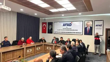 Yalova'da Deprem Sonrası Toplanıldı