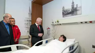 Vali Gül, Depremzedeleri Ziyaret Etti