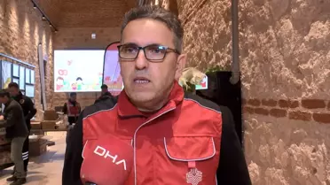 Deprem sonrası Eyüpsultan'da kütüphane açıldı