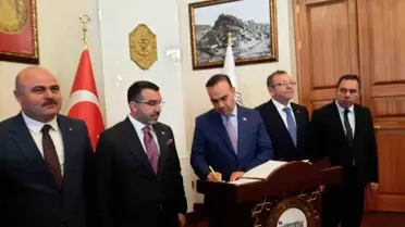 Bakan Kacır Kars'ta Tarihi Kimliği ile Kars Kenti Projesi'nin Açılış Törenine Katıldı